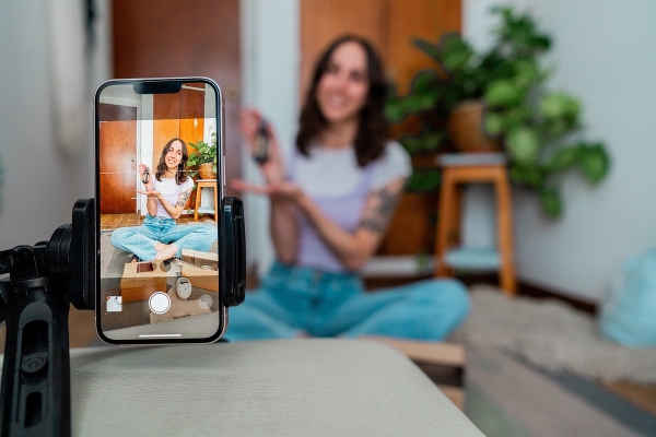 Россиянам запретят размещать рекламу товаров и услуг в Instagram. Как это перевернет жизнь малого бизнеса? Россиянам запретят размещать рекламу товаров и услуг в Instagram. Как это перевернет жизнь малого бизнеса?