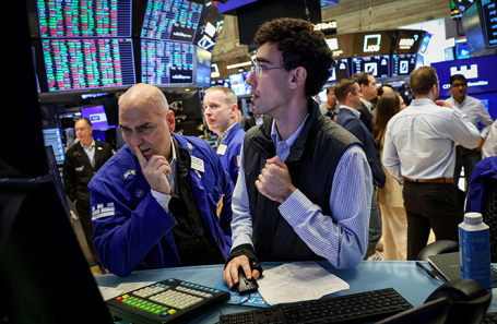 Ослабление рубля и снижение цен на мировую нефть. Обзор финансового рынка от 22 сентября