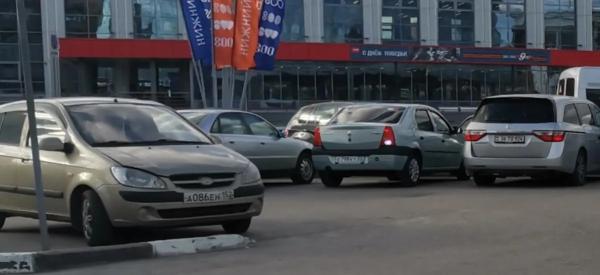 Владельцам авто напомнили об уплате налогов: как не получить штраф от ФНС