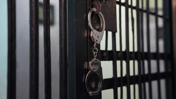 
                    Mirror сообщила об аресте ограбившего три банка в США шеф-повара

        