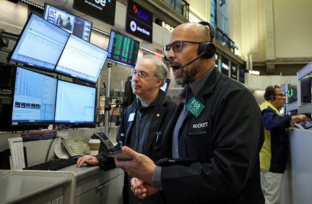 Падение на Мосбирже и выход восьми стран ОПЕК+ из ограничений. Обзор финансового рынка от 1 сентября Падение на Мосбирже и выход восьми стран ОПЕК+ из ограничений. Обзор финансового рынка от 1 сентября