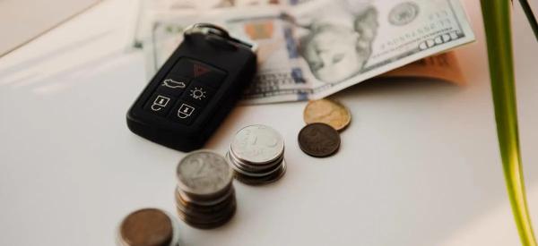 Рубль упадет, цены взлетят: россиян предупредили о наступлении «нелегких времен» Рубль упадет, цены взлетят: россиян предупредили о наступлении «нелегких времен»