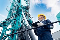 Сенатор прокомментировал заявления Трампа о российской нефти
