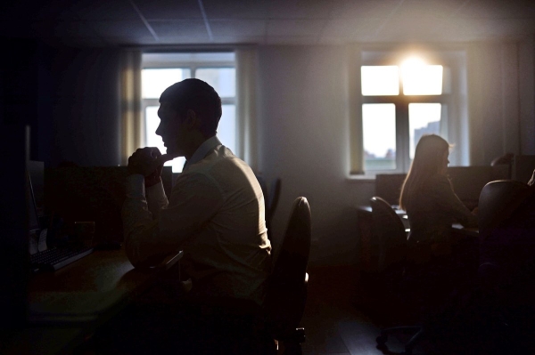 Сотрудники по всему миру имитируют бурную деятельность. Как компании теряют из-за них миллионы долларов? Сотрудники по всему миру имитируют бурную деятельность. Как компании теряют из-за них миллионы долларов?