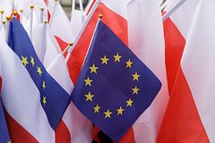 В ЕС обеспокоились из-за сделки Китая с Польшей