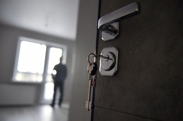 Волна банкротств рискует накрыть строительный рынок России. Кто будет строить доступное жилье для россиян?