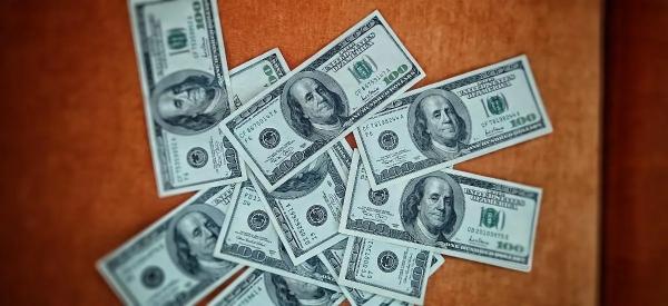 Доллар ускорит рост: что будет с рублем после 7 октября? Доллар ускорит рост: что будет с рублем после 7 октября?