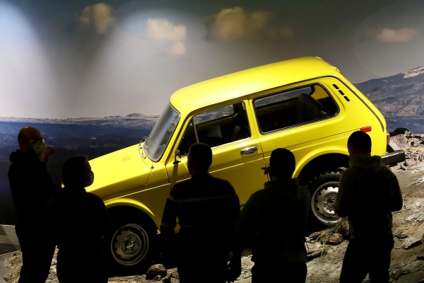 Ностальгия россиян по прошлому превратилась в бизнес. Кто и как на этом зарабатывает?