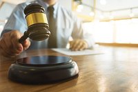 Покупателя имущества за 999 квинтиллионов в российском городе призвали оплатить сумму Покупателя имущества за 999 квинтиллионов в российском городе призвали оплатить сумму