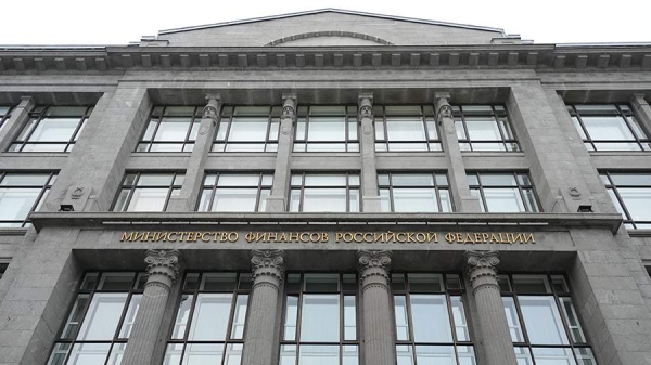 
                    Власти ослабят валютный контроль за зарубежными «дочками» банков РФ

        