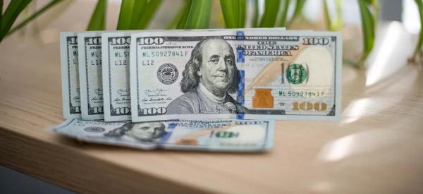 Потерял 20%, застрял у 80: что будет с долларом в 2026 году и пора ли бежать в обменник Потерял 20%, застрял у 80: что будет с долларом в 2026 году и пора ли бежать в обменник