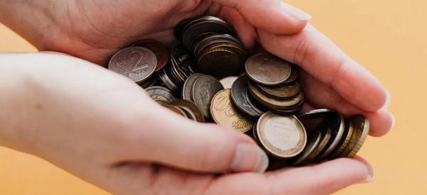 Более 35 триллионов долгов: как не попасть в кредитную яму? Более 35 триллионов долгов: как не попасть в кредитную яму?