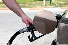 Белоруссия помогла России с бензином Белоруссия помогла России с бензином