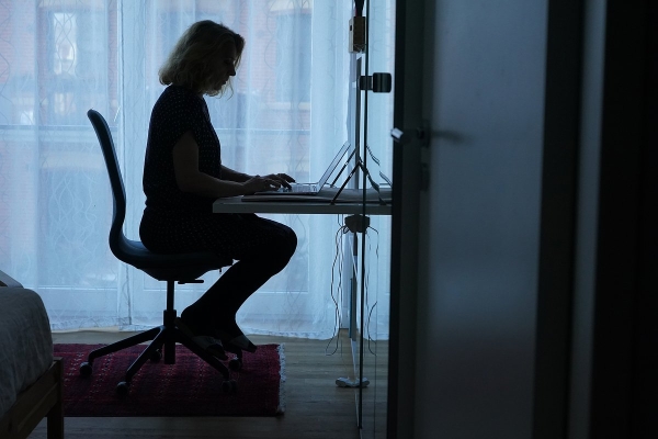 Люди по всему миру теряют интерес к работе. Что с ними происходит?