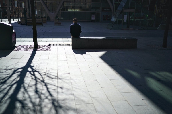 Люди по всему миру теряют интерес к работе. Что с ними происходит?