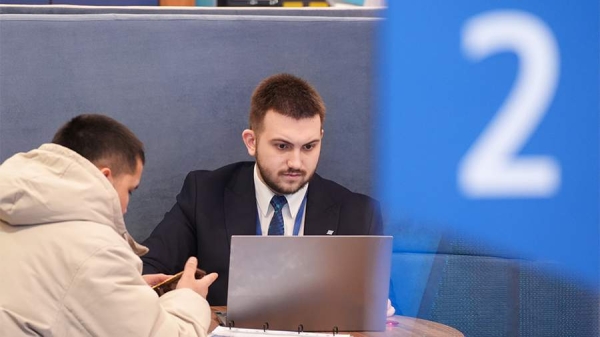 
                    Российские банки включились в предновогоднюю борьбу за клиентов

        