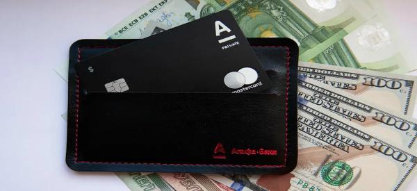 ЦБ не устраивает крепкий рубль: какие валютные ограничения отменяются с 8 декабря?