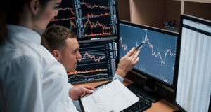 Обзор рынков. Риски снижения курса доллара сохраняются