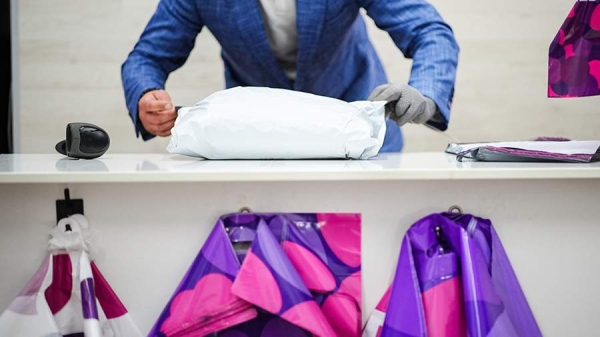 
                    Эксперт сообщил о негативном влиянии запрета скидок на маркетплейсах на покупателей

        