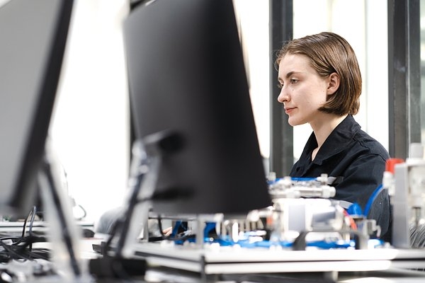 Инвестиции в будущее. Как бизнес поддерживает образование?