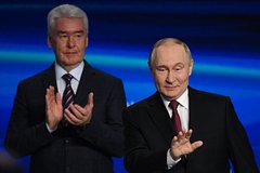 Путин и Собянин дали старт тестированию первого в России беспилотного поезда метро