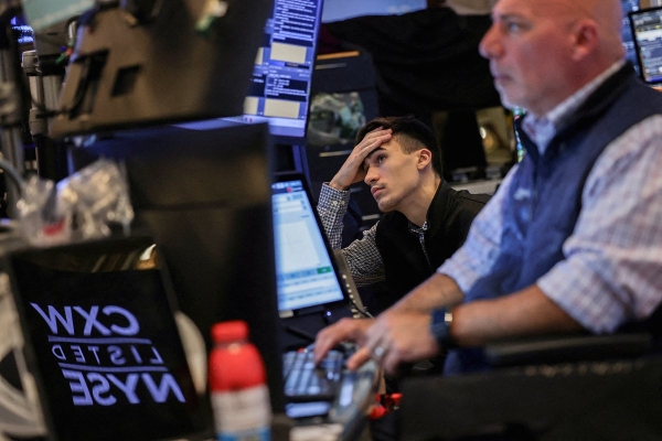 Война со всем миром. Доллар слабее с&nbsp;каждым днем. Почему Трамп не видит в&nbsp;этом проблемы?