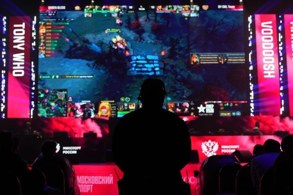Киберспорт в России становится точкой роста для бизнеса и креативных индустрий. Что это даст рынку и молодежи? Киберспорт в России становится точкой роста для бизнеса и креативных индустрий. Что это даст рынку и молодежи?