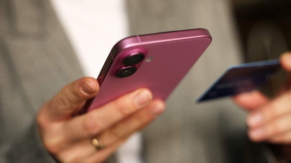 Реальные ставки по кредиткам выросли до 50% при снижении ключевой
Реальные ставки по кредиткам выросли до 50% при снижении ключевой