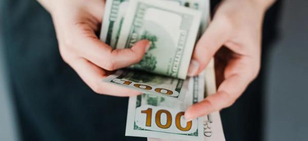 &laquo;У покупателей валюты предпаническая ситуация&raquo;: что прогнозируют доллару?