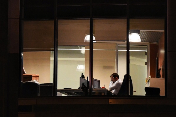 «Это тревожный сигнал» Работодатели начали урезать россиянам рабочую неделю. Чем опасна неполная занятость? «Это тревожный сигнал» Работодатели начали урезать россиянам рабочую неделю. Чем опасна неполная занятость?