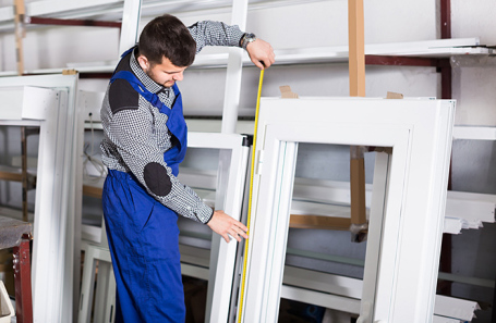 Конфликт на Ближнем Востоке поднимает цены на пластиковые окна и игрушки