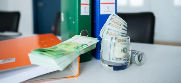 Доллар ждет просадка к евро до конца года, если конфликт на Ближнем Востоке завершится