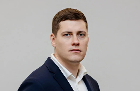 Тимофеев: реализуется сценарий, в котором нельзя ожидать приемлемой для бизнеса ставки в 2026 году