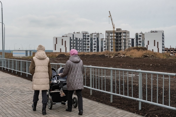 &laquo;Работы на высоте все равно выполняет человек&raquo; На стройках жилья нужны люди. На каких работников сейчас самый высокий спрос?