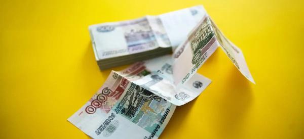 Средняя ставка по вкладам упала до 12,86%: где найти максимальную доходность?