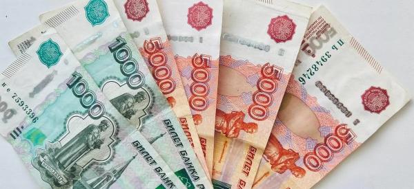 Эксперт спрогнозировал рост средней зарплаты: сколько будут получать россияне