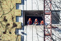 Ученые РАН предложили упростить наем мигрантов