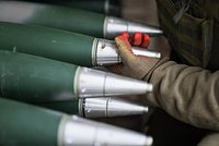 Выплаты продавцам, безопасность людей и доступность товаров. Татьяна Ким сделала заявление на фоне атак на склады Wildberries