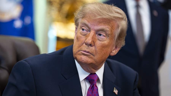 
                    Трамп допустил введение санкций против банков КНР за сотрудничество с Ираном

        