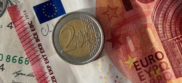 Что будет с курсом евро в августе 2026 года: стоит ли покупать валюту сейчас Что будет с курсом евро в августе 2026 года: стоит ли покупать валюту сейчас