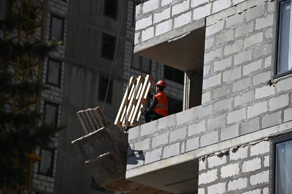&laquo;Исправлять недостатки в новых ЖК сложно и дорого&raquo; Россияне жалуются на ухудшение качества новостроек. Как найти идеальное жилье?