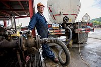 Миру спрогнозировали резкое снижение предложения нефти
