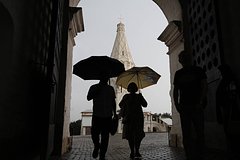 Москвичей предупредили о грозах и похолодании