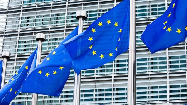 TEC сообщил о потенциальной потере доверия к банкам ЕС из-за использования активов РФ
TEC сообщил о потенциальной потере доверия к банкам ЕС из-за использования активов РФ