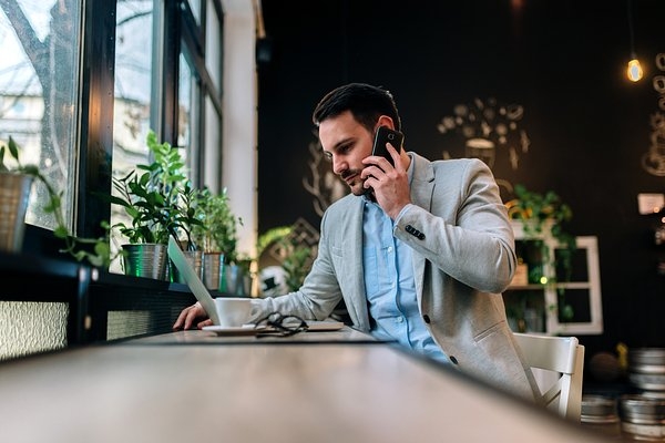 Билайн попросили остановиться. Конкуренты выступили против скидок оператора. В чем дело?