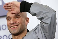 Уехавшего из России рэпера Лигалайза выписали из квартиры